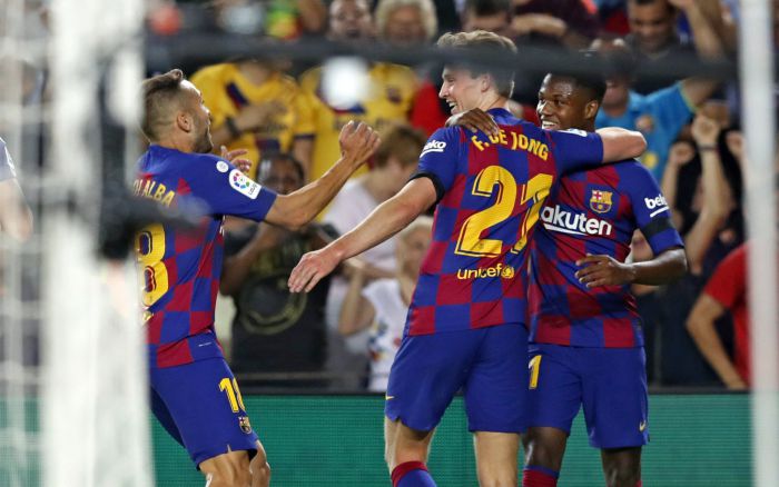 Anssumane Fati - nowa gwiazda FC Barcelona. 16-latek wraz z Frenkim De Jongiem po 7 minutach mocno nastraszyli Nietoperze na Camp Nou!